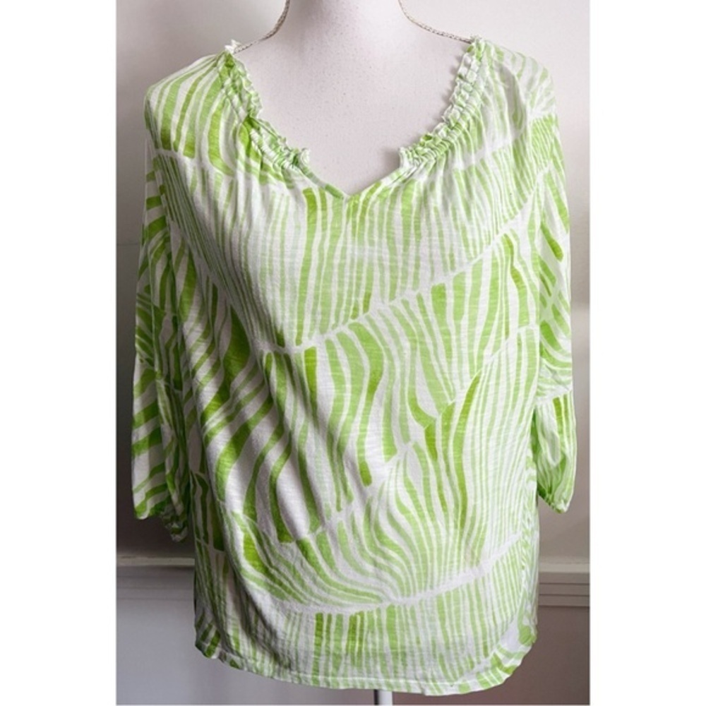 Chico’s • Green White Patterned Ruffle Blouse - Picture 2 of 7